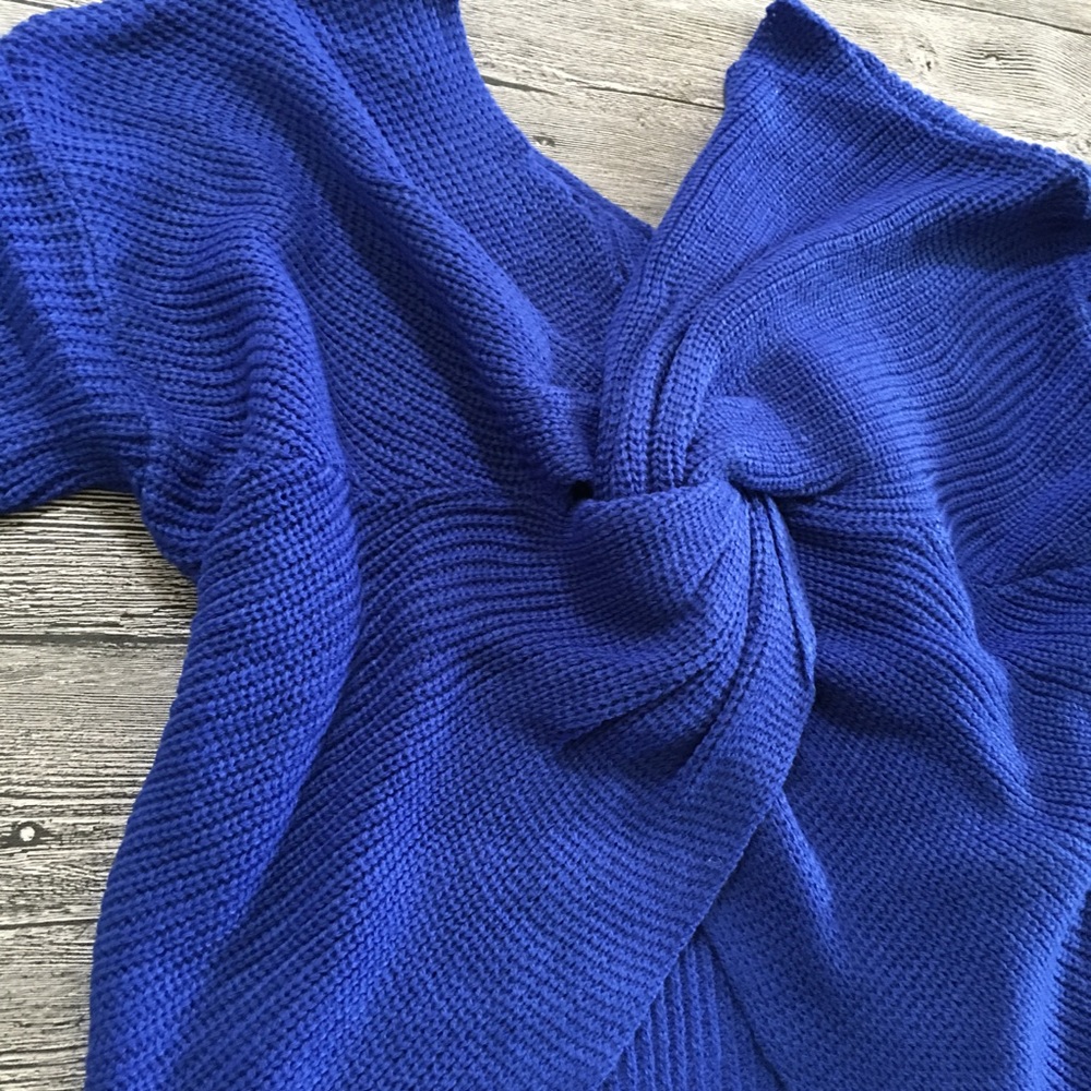 5🌟Sunny Day Sexy Blue Long Sleeve Cozy Sweater - Picture 4 of 6